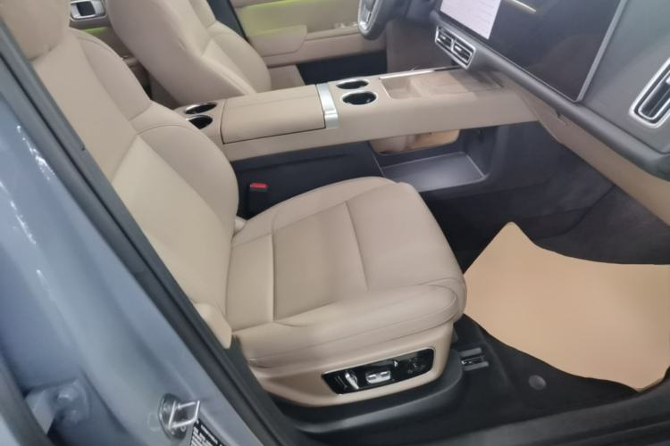 Used Li Auto L8 2025 Ultra Smart Refreshed Edition Right Front Seat