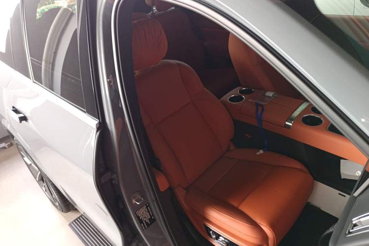 Used Li Auto L8 2025 Ultra Smart Refreshed Edition Right Front Seat