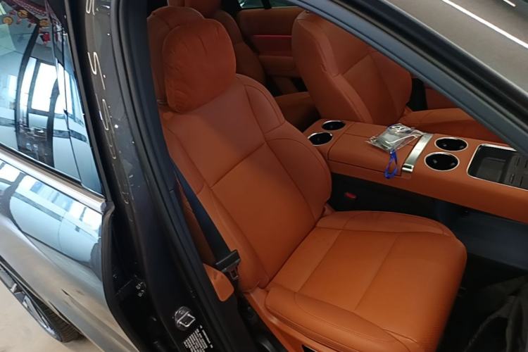 Used Li Auto L8 2025 Max Smart Refresh Edition Right Front Seat