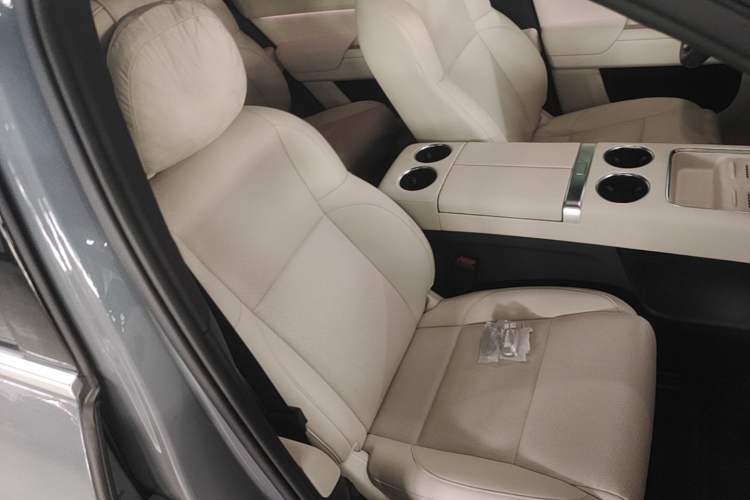 Used Li Auto L8 2025 Ultra Smart Refreshed Edition Right Front Seat