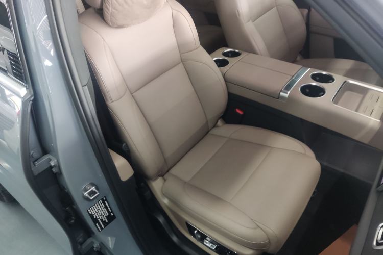 Used Li Auto L8 2025 Ultra Smart Refreshed Edition Right Front Seat
