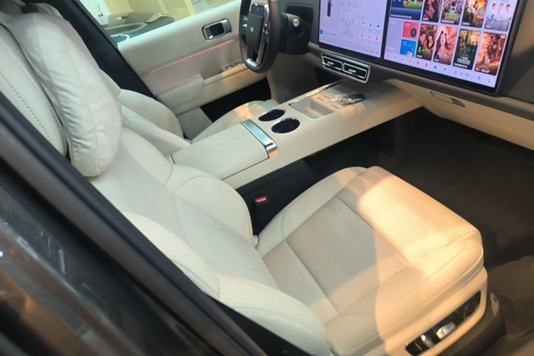 Used Li Auto L8 2025 Ultra Smart Refreshed Edition Right Front Seat