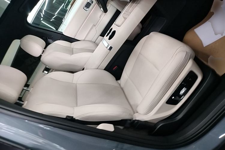 Used Li Auto L8 2025 Max Smart Refresh Edition Right Front Seat