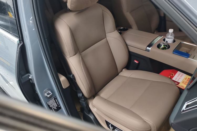 Used Li Auto L8 2025 Pro Smart Refresh Edition Right Front Seat