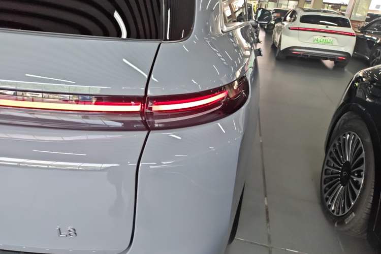 Used Li Auto L8 2025 Max Smart Refresh Edition Right Rear Taillight