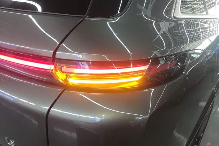 Used Li Auto L8 2025 Max Smart Refresh Edition Right Rear Taillight