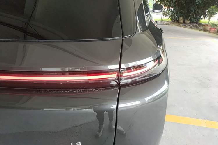 Used Li Auto L8 2025 Max Smart Refresh Edition Right Rear Taillight