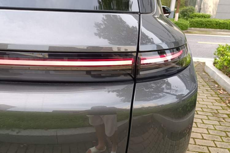 Used Li Auto L8 2025 Max Smart Refresh Edition Right Rear Taillight