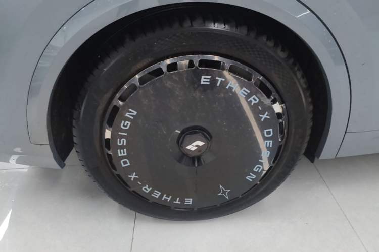 Used Li Auto L8 2025 Pro Smart Refresh Edition Right Rear Wheel Hub