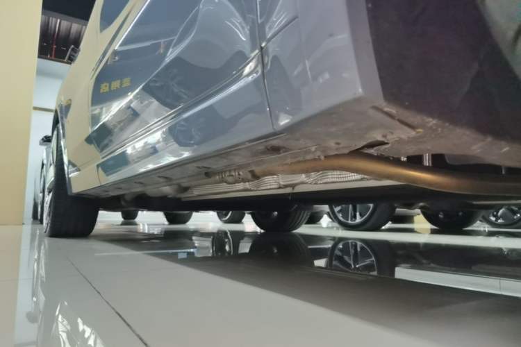 Used Li Auto L8 2025 Ultra Smart Refreshed Edition Right Side Sill