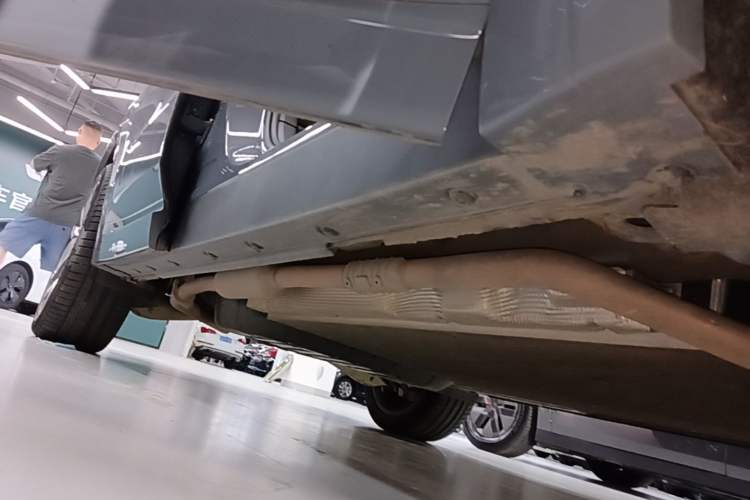 Used Li Auto L8 2025 Ultra Smart Refreshed Edition Right Side Sill