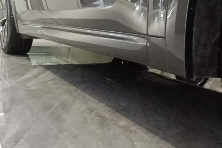 Used Li Auto L8 2025 Max Smart Refresh Edition Right Side Sill