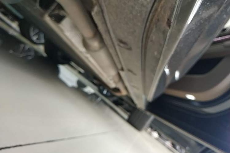 Used Li Auto L8 2025 Ultra Smart Refreshed Edition Right Side Sill
