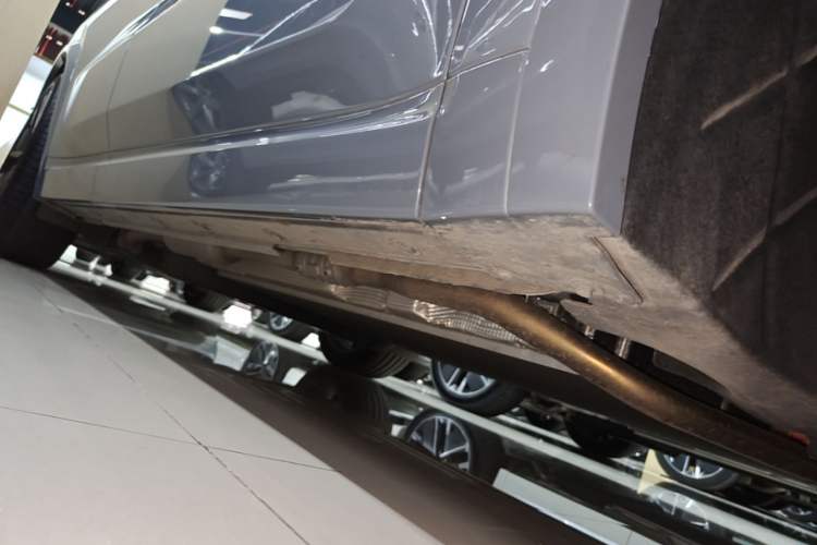 Used Li Auto L8 2025 Max Smart Refresh Edition Right Side Sill