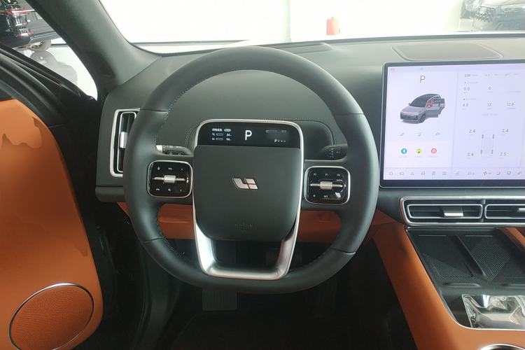 Used Li Auto L8 2025 Pro Smart Refresh Edition Steering Wheel