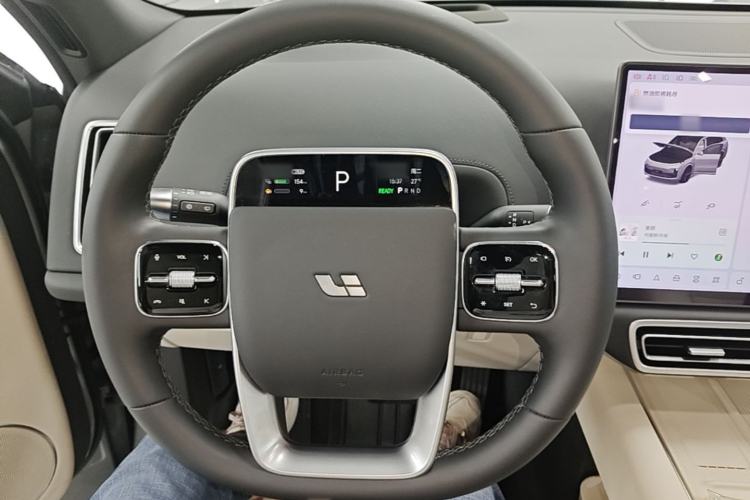 Used Li Auto L8 2025 Pro Smart Refresh Edition Steering Wheel