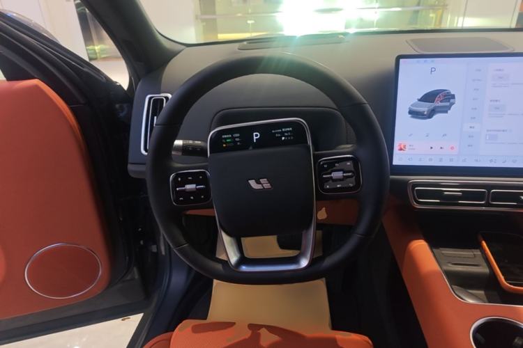 Used Li Auto L8 2025 Max Smart Refresh Edition Steering Wheel