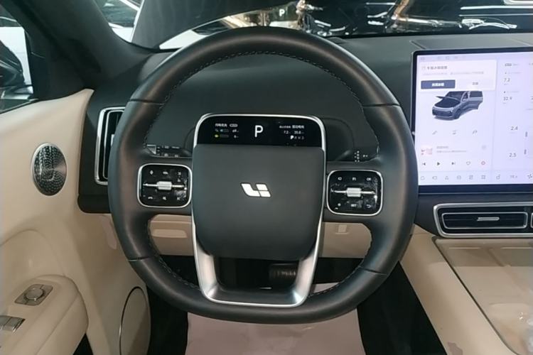 Used Li Auto L8 2025 Ultra Smart Refreshed Edition Steering Wheel