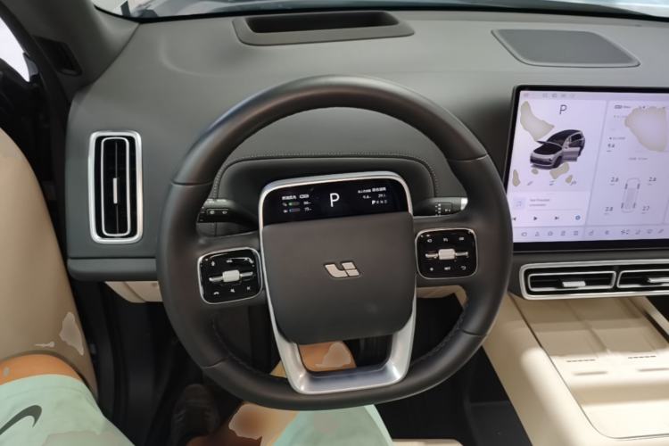 Used Li Auto L8 2025 Ultra Smart Refreshed Edition Steering Wheel