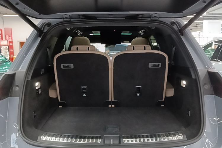 Used Li Auto L8 2025 Ultra Smart Refreshed Edition Trunk