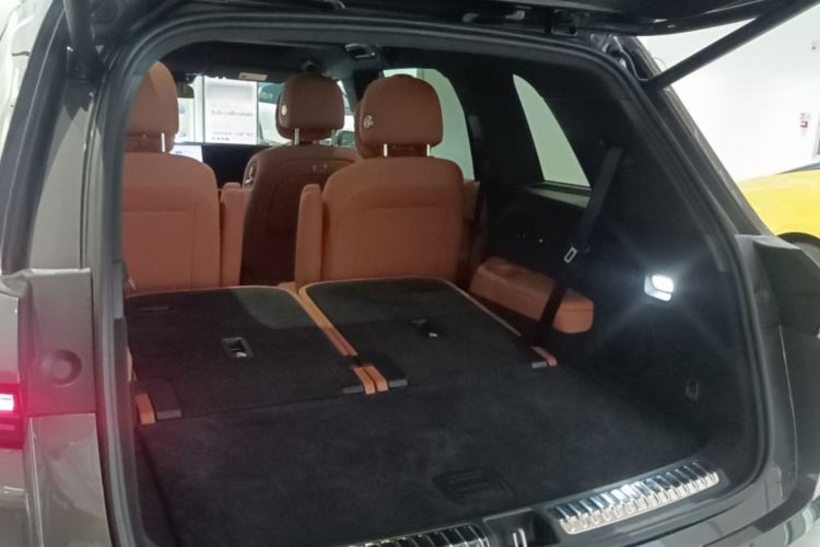 Used Li Auto L8 2025 Max Smart Refresh Edition Trunk