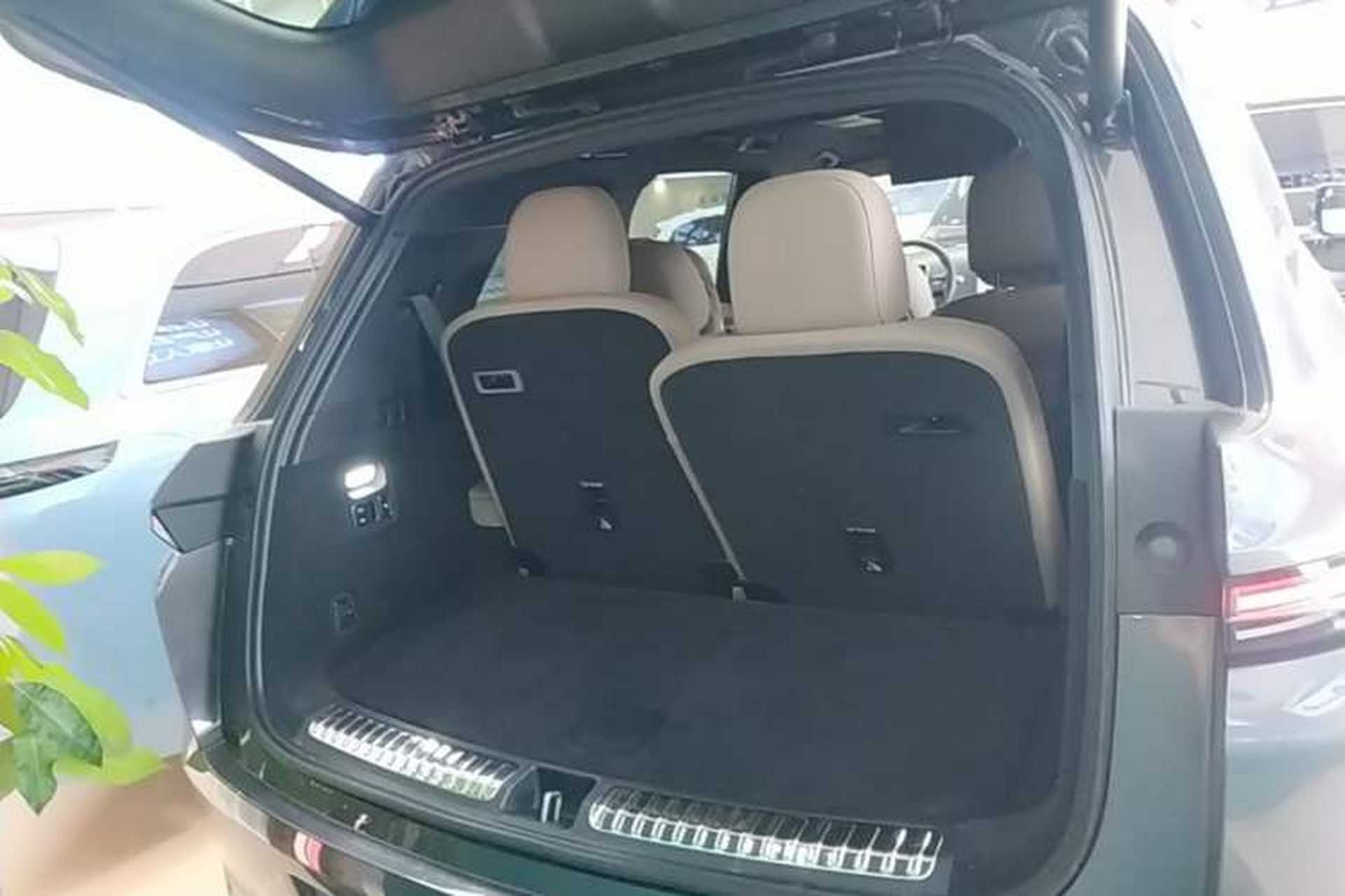 Used Li Auto L8 2025 Ultra Smart Refreshed Edition Trunk