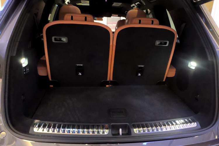 Used Li Auto L8 2025 Ultra Smart Refreshed Edition Trunk