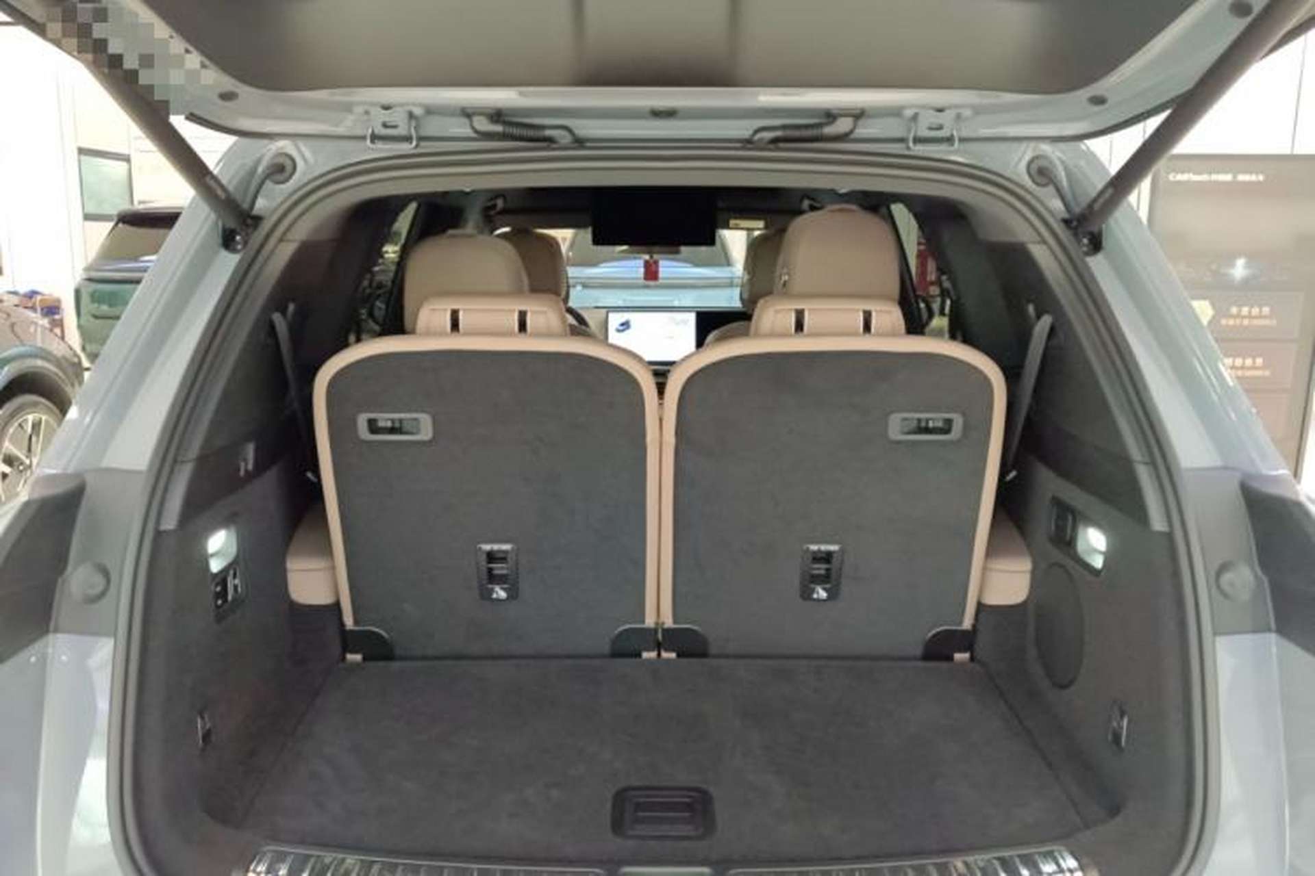 Used Li Auto L8 2025 Ultra Smart Refreshed Edition Trunk