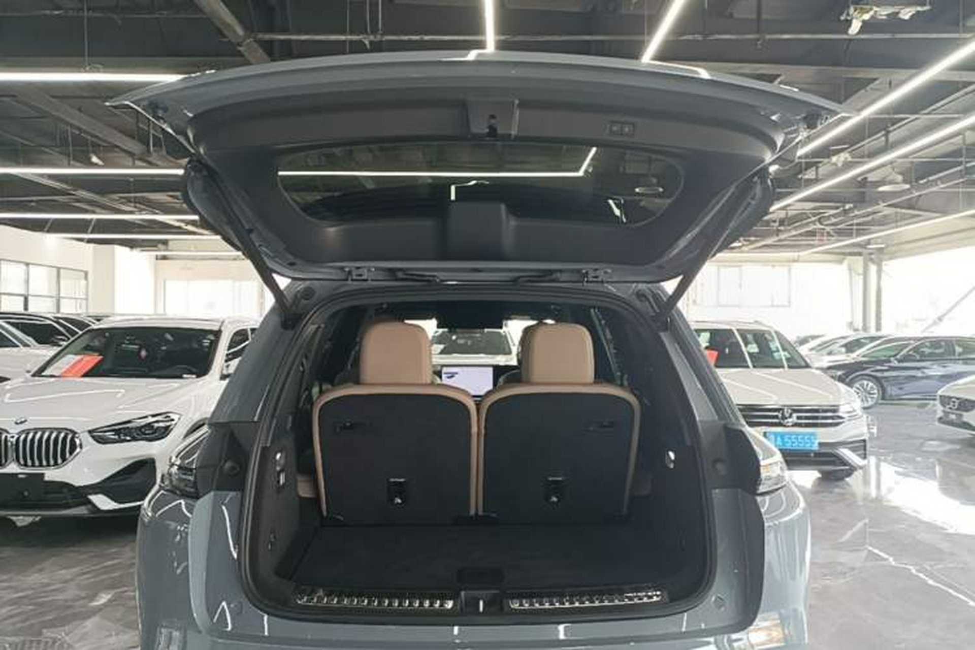 Used Li Auto L8 2025 Ultra Smart Refreshed Edition Trunk