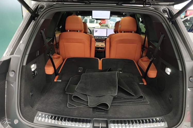 Used Li Auto L8 2025 Ultra Smart Refreshed Edition Trunk