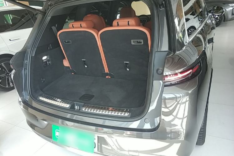 Used Li Auto L8 2025 Max Smart Refresh Edition Trunk