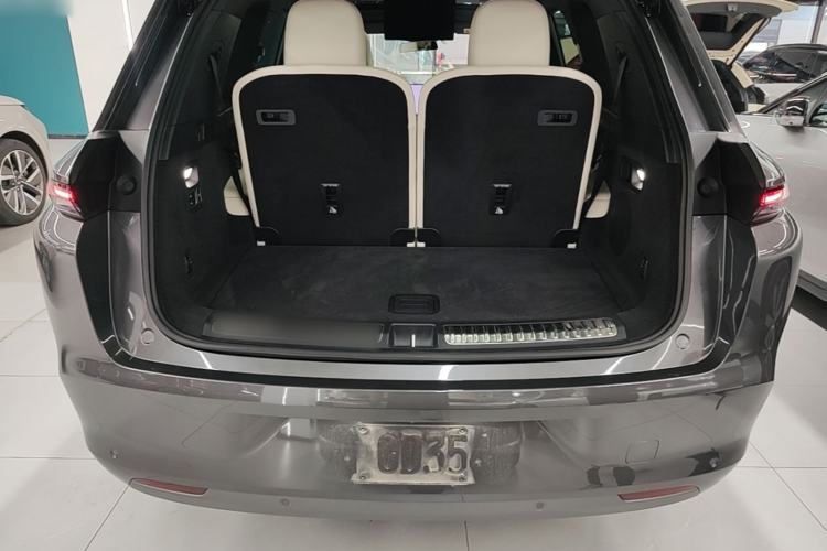 Used Li Auto L8 2025 Ultra Smart Refreshed Edition Trunk