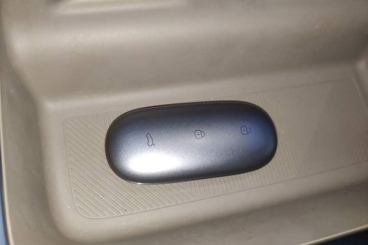 Used Li Auto L8 2025 Ultra Smart Refreshed Edition Vehicle Key