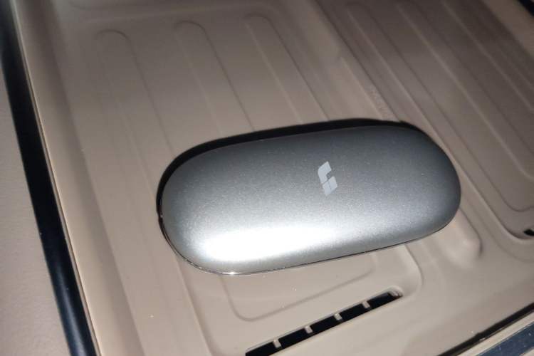 Used Li Auto L8 2025 Max Smart Refresh Edition Vehicle Key