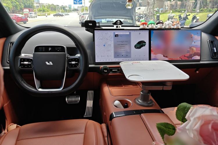 Used Li Auto L8 2025 Max Smart Refresh Edition Center Console