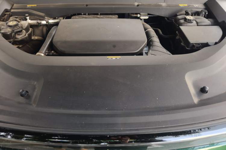 Used Li Auto L8 2025 Max Smart Refresh Edition Engine Bay