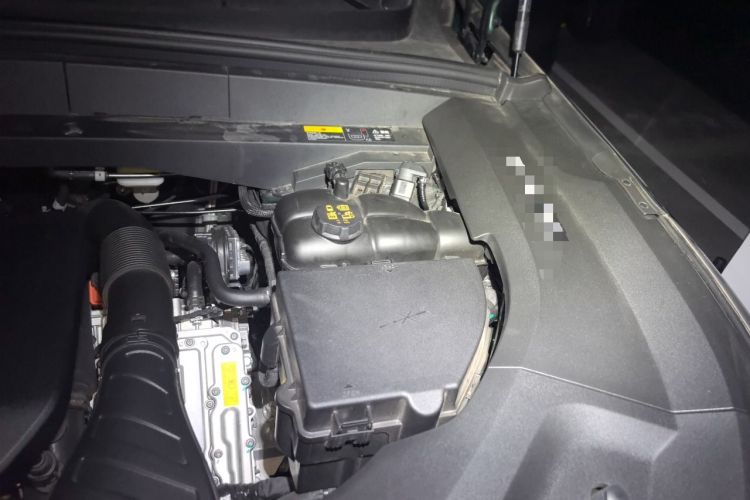 Used Li Auto L8 2025 Max Smart Refresh Edition Engine Bay Left