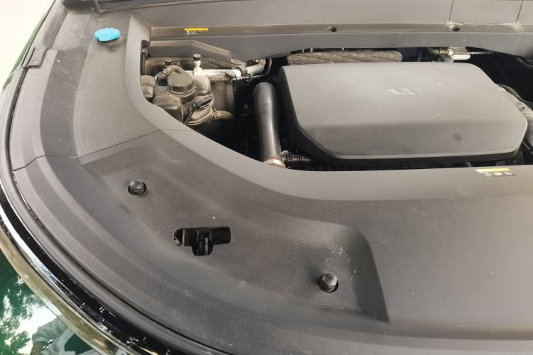 Used Li Auto L8 2025 Max Smart Refresh Edition Engine Bay Right