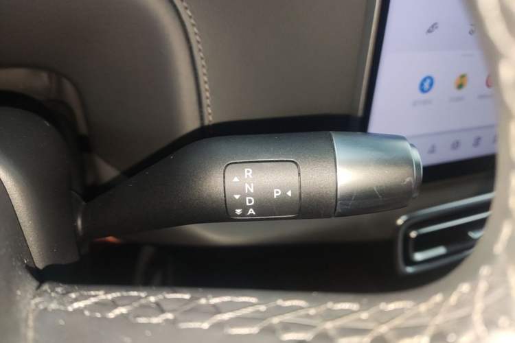 Used Li Auto L8 2025 Ultra Smart Refreshed Edition Gear Lever