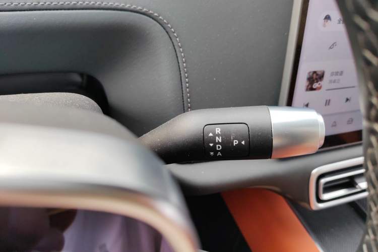 Used Li Auto L8 2025 Max Smart Refresh Edition Gear Lever