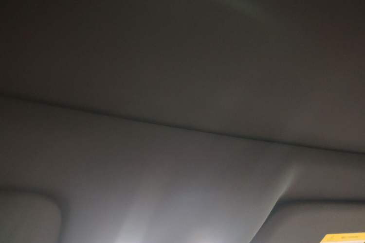Used Li Auto L8 2025 Ultra Smart Refreshed Edition Headliner