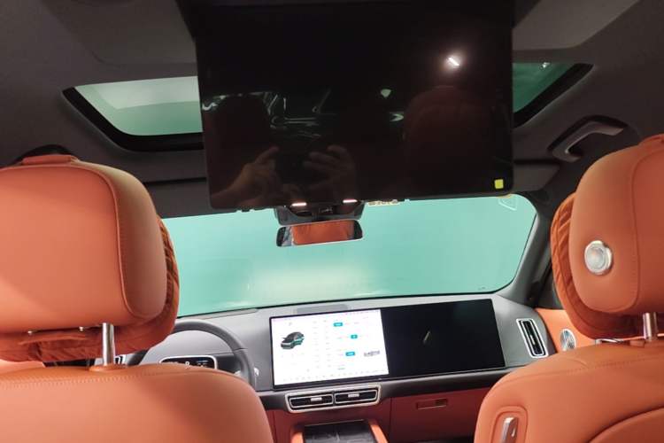 Used Li Auto L8 2025 Ultra Smart Refreshed Edition Headliner