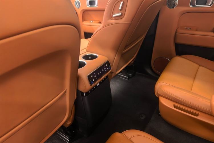 Used Li Auto L8 2025 Ultra Smart Refreshed Edition Interior 12