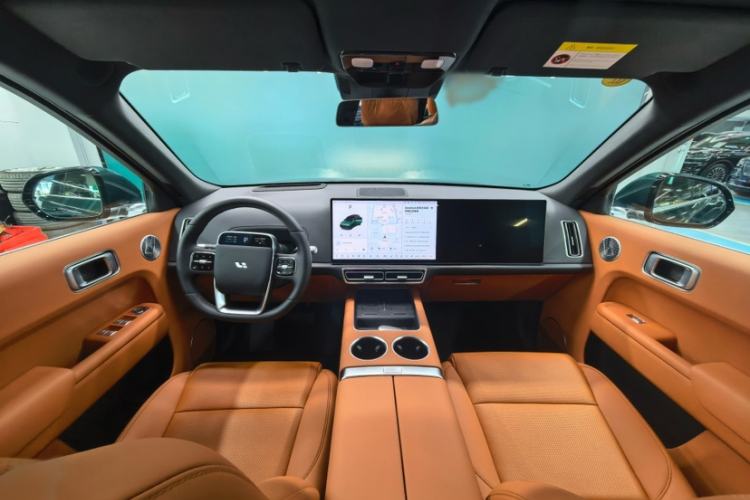Used Li Auto L8 2025 Ultra Smart Refreshed Edition Interior 3