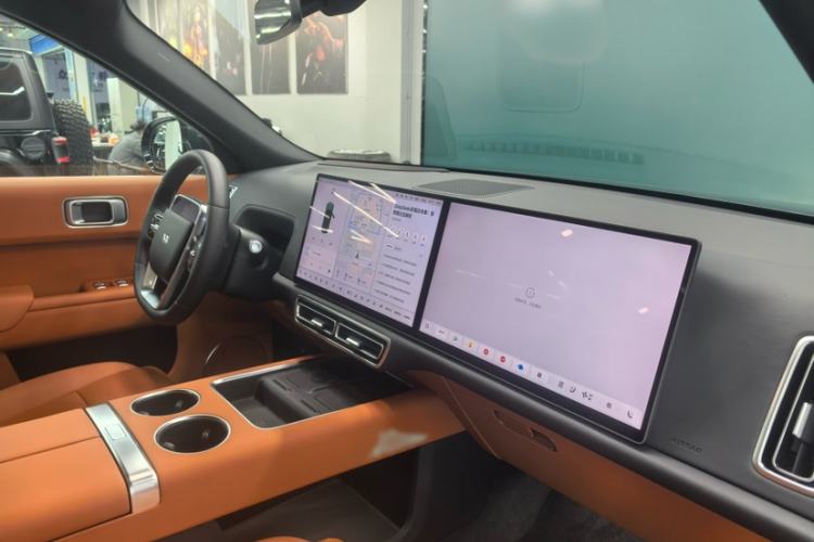 Used Li Auto L8 2025 Ultra Smart Refreshed Edition Interior 8
