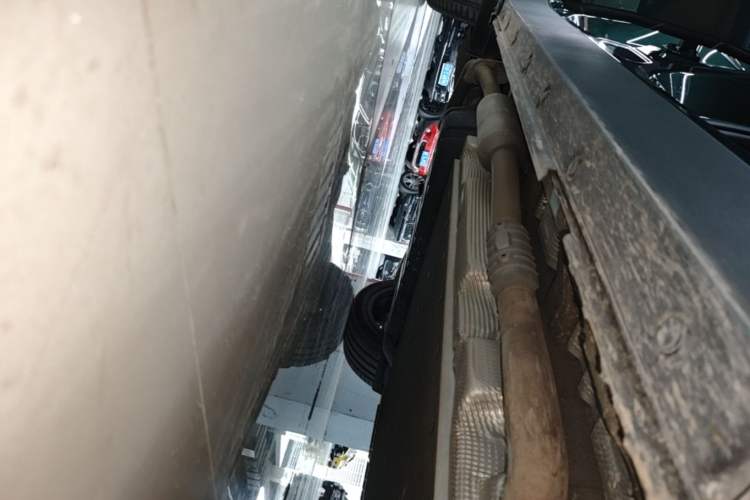 Used Li Auto L8 2025 Ultra Smart Refreshed Edition Right Side Sill