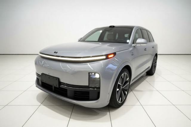 Used Li Auto L8 2025 Ultra Smart Refreshed Edition