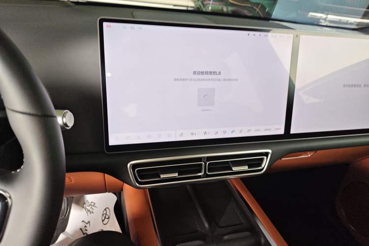 Used Li Auto L8 2025 Max Smart Refresh Edition Audio And AC Panel