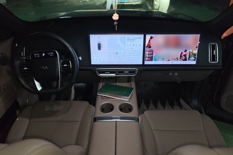 Used Li Auto L8 2025 Max Smart Refresh Edition Center Console