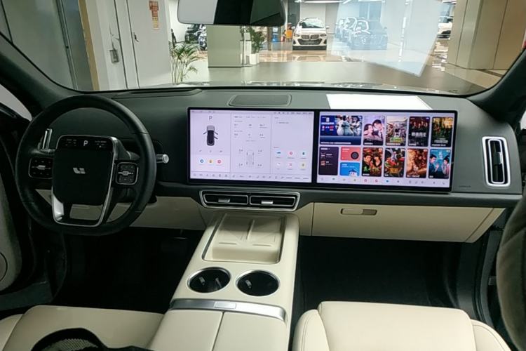 Used Li Auto L8 2025 Ultra Smart Refreshed Edition Center Console